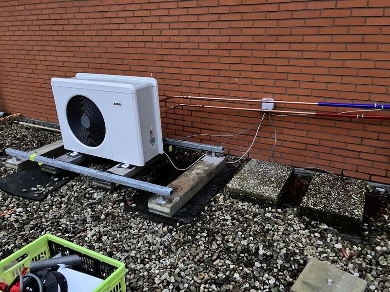 Afbeeldingslocatie: https://tweakers.net/i/pLghme4JkiwjY7R7AY5FYudne0A=/800x/filters:strip_icc():strip_exif()/f/image/WX7Vku3NBG10eyxvgwCMHAn0.jpg?f=fotoalbum_large