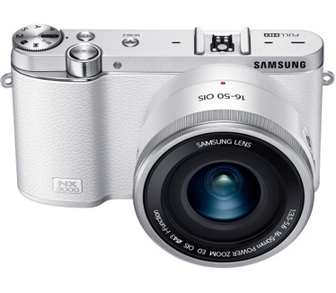 Samsung NX3000 + 16-50mm F3.5-5.6 Power Zoom Wit