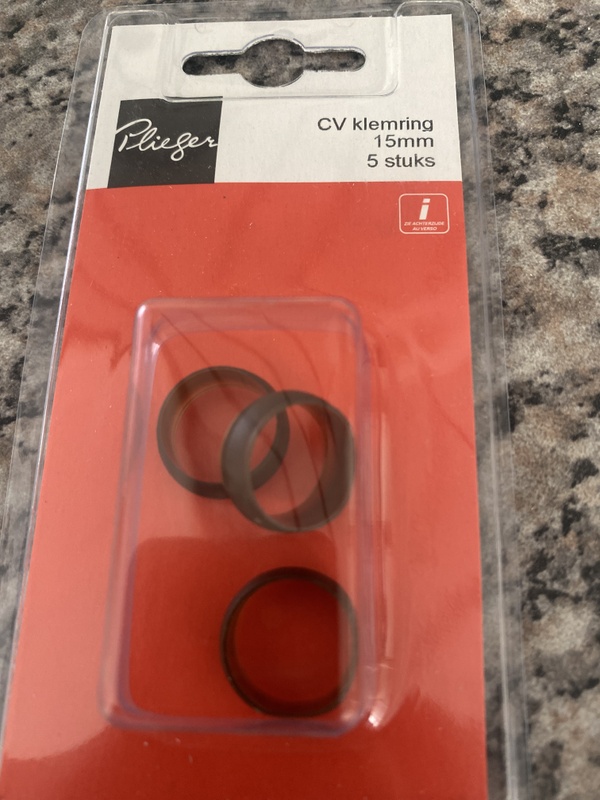 Afbeeldingslocatie: https://tweakers.net/i/pO4oMMOLXMSOjrDXh3EGCpxWJFE=/x800/filters:strip_icc():strip_exif()/f/image/Ro43T0TsfMd0z6LQAZ06e7HT.jpg?f=fotoalbum_large