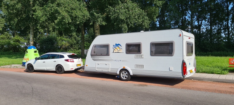 Afbeeldingslocatie: https://tweakers.net/i/pQBstKdAid2e9A36nTZOI5wxRZY=/800x/filters:strip_icc():strip_exif()/f/image/4a0fEqoH06AlxJw732xpfLnG.jpg?f=fotoalbum_large