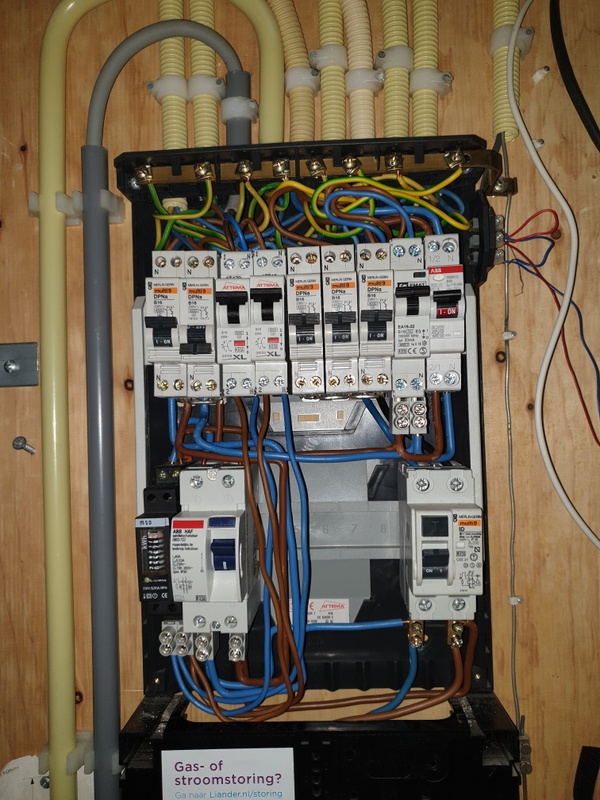 Afbeeldingslocatie: https://tweakers.net/i/pQS-7nYiWFxeu5luX4g8R5Get0g=/x800/filters:strip_icc():strip_exif()/f/image/uQVEVqTpvwwfcMt1O618eB2J.jpg?f=fotoalbum_large