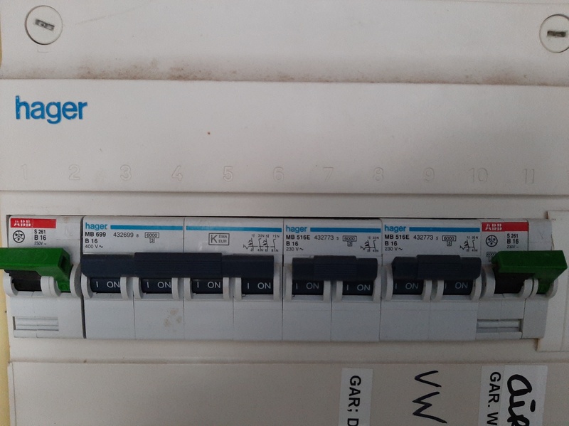 Afbeeldingslocatie: https://tweakers.net/i/pRMxoGdcTVKWWsTMi5AdCOb6rtc=/800x/filters:strip_icc():strip_exif()/f/image/6D82dUdHqncWlEr9rxOOZZIb.jpg?f=fotoalbum_large