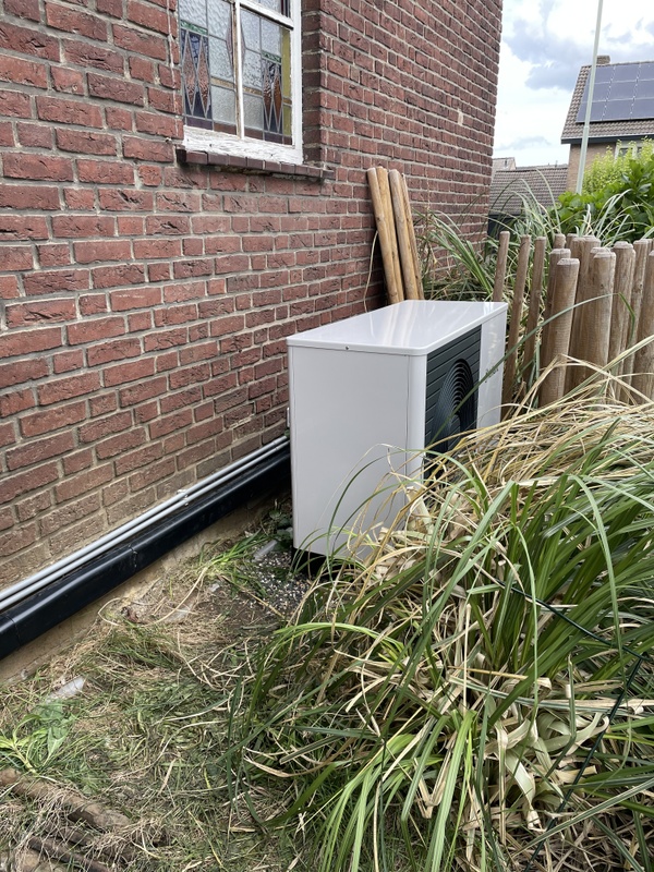 Afbeeldingslocatie: https://tweakers.net/i/pSC1bFT92qB1PmycHd9kAabfFz4=/x800/filters:strip_icc():strip_exif()/f/image/cCWI1e42tXegNEBI6VtAUI04.jpg?f=fotoalbum_large