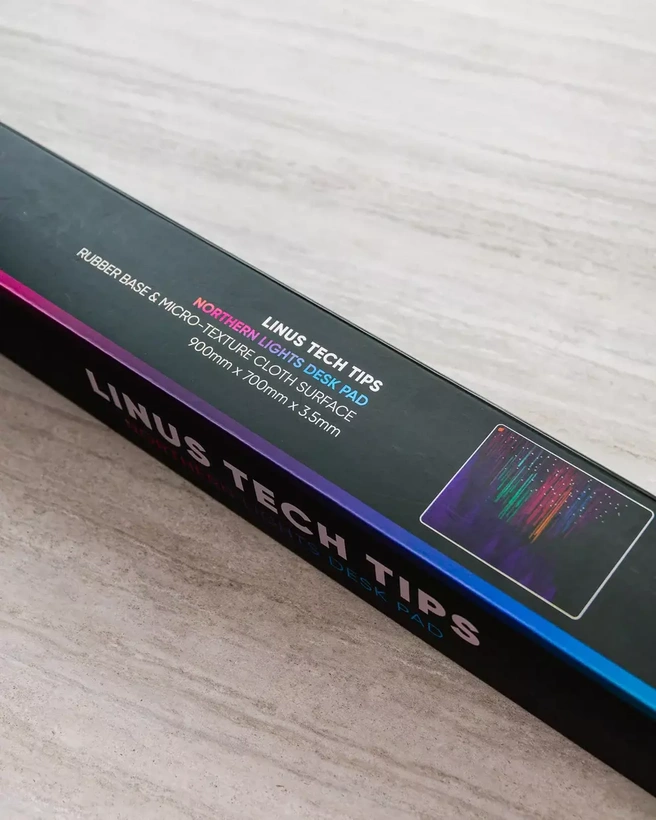 LTT Northern Lights Desk Pad 900x700 Kenmerken Tweakers