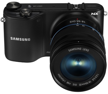 Samsung NX2020 + 20-50mm f/3.5-5.6 ED II NX Zwart