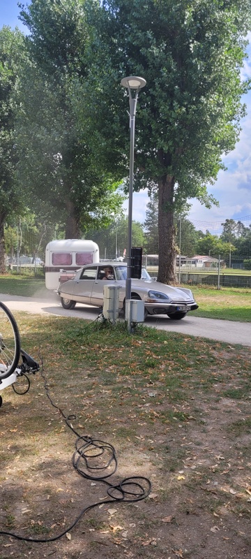 Afbeeldingslocatie: https://tweakers.net/i/p_BL4pWkM6oRXzp2FXgvI7v6Vmw=/x800/filters:strip_icc():strip_exif()/f/image/r0hUN4Df1knFFBs4adrs7yCF.jpg?f=fotoalbum_large