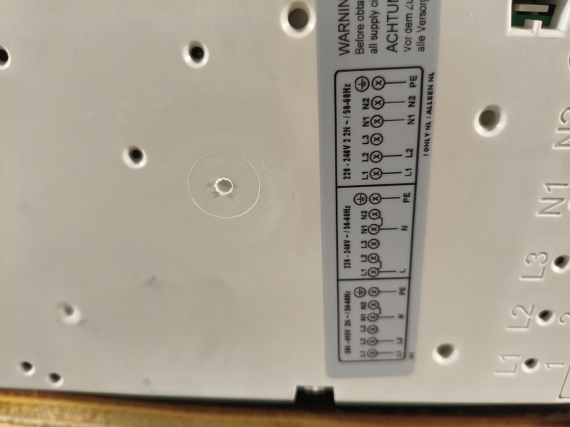 Afbeeldingslocatie: https://tweakers.net/i/p_tRVbEYFNDHEfwRol5WKBEqSMA=/800x/filters:strip_icc():strip_exif()/f/image/V4jKU7vMDORuQKFMzLE6h2yi.jpg?f=fotoalbum_large