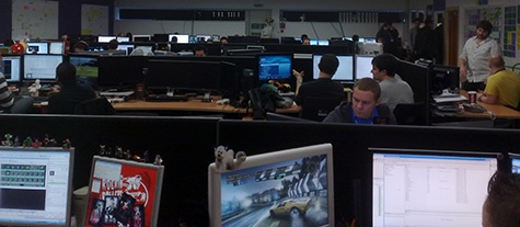De studio van Bizarre waar wordt gewerkt aan Blur De studio van Bizarre waar wordt gewerkt aan Blur
