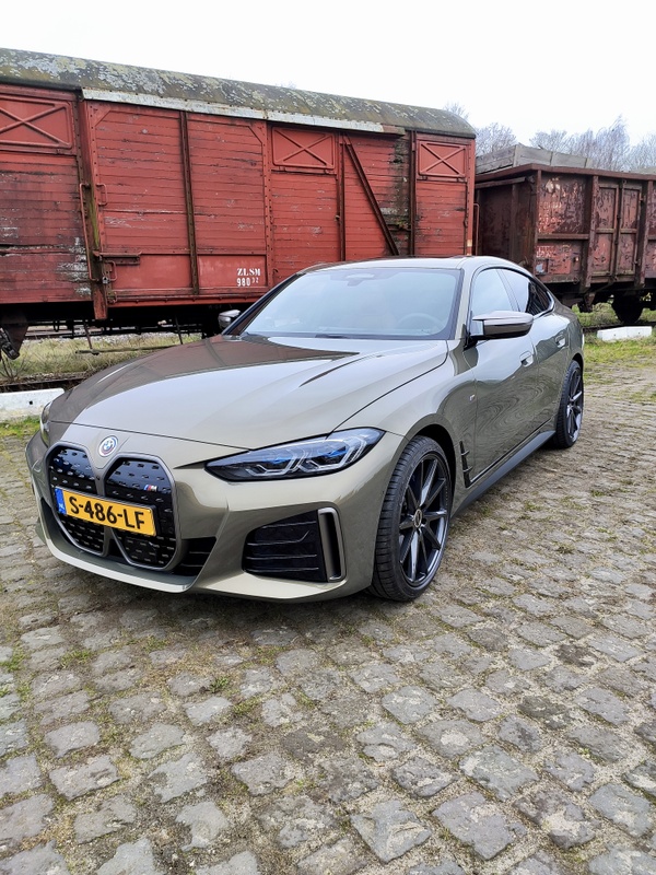 Afbeeldingslocatie: https://tweakers.net/i/pcM7_TQF3lf4o0PU2LHC9OI6cDw=/x800/filters:strip_icc():strip_exif()/f/image/3KtRyPAptPN9hKnbRW10D1hg.jpg?f=fotoalbum_large