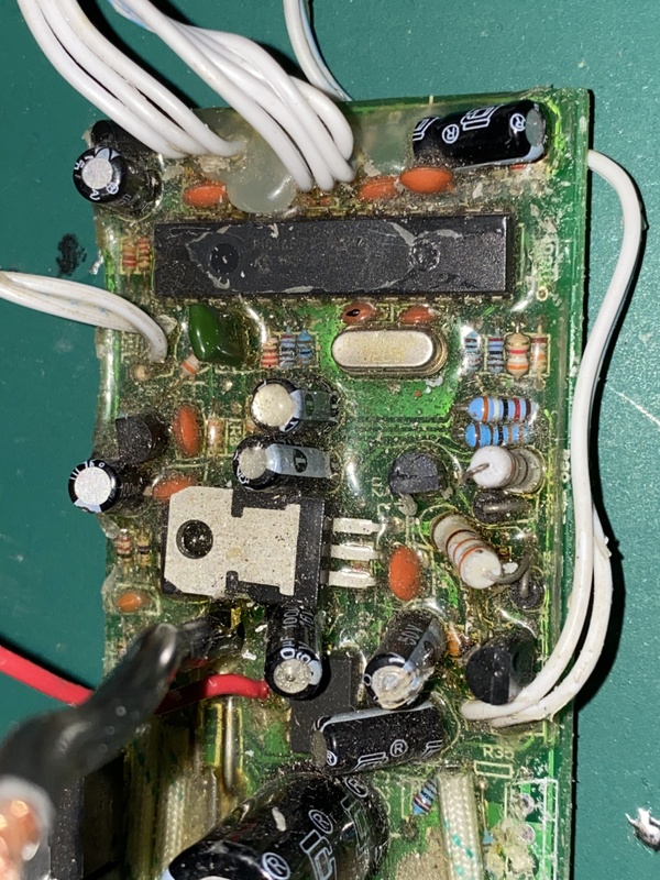 Afbeeldingslocatie: https://tweakers.net/i/pfDFrphFKnJVmJzm-KekxiOPSLw=/x800/filters:strip_icc():strip_exif()/f/image/RU1utMeLTY3zWLTuxQWeZWp0.jpg?f=fotoalbum_large
