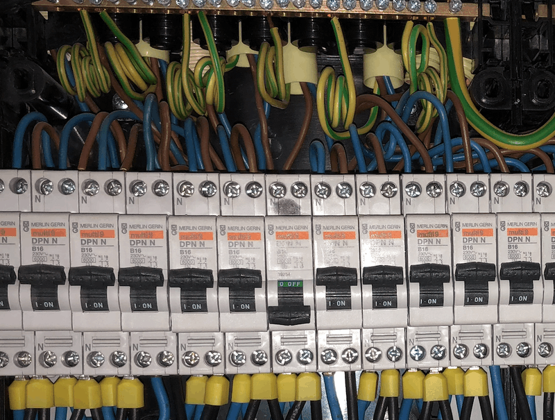 Afbeeldingslocatie: https://tweakers.net/i/piiih9Nw1AkCQPqjjPUxkCI4CNQ=/800x/filters:strip_exif()/f/image/zuxHkiattImmYTricgHlfgm8.png?f=fotoalbum_large