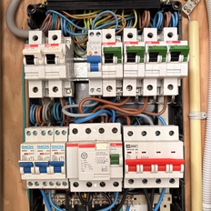 Afbeeldingslocatie: https://tweakers.net/i/pjzQmLLIO-W3tdcuLBtUZhszI0U=/232x232/filters:strip_icc():strip_exif()/f/image/koLp9kE3UYLED5Z4Cij8cPuv.jpg?f=fotoalbum_tile