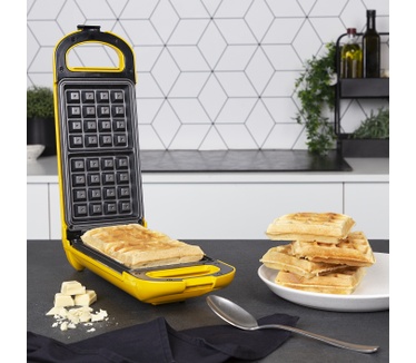 Princess 132406 Waffle Maker Flip