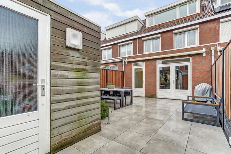 Afbeeldingslocatie: https://tweakers.net/i/po1c-BMJAau6S_daEo-7Qwqfy2k=/800x/filters:strip_icc():strip_exif()/f/image/BUgNttW7wNCkG5yAHGsjYvfQ.jpg?f=fotoalbum_large