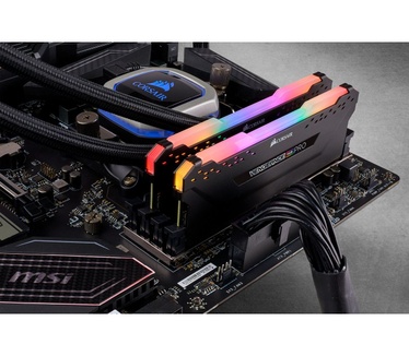 Corsair CMW16GX4M2K3600C16