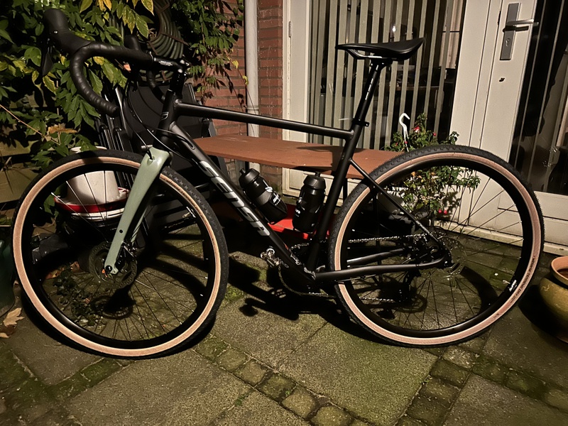 Afbeeldingslocatie: https://tweakers.net/i/pqsaxUCY1Kvz1cfMCaGGfd75C-4=/800x/filters:strip_icc():strip_exif()/f/image/MqCyoloAJc9Hg80ZA90VPsbZ.jpg?f=fotoalbum_large
