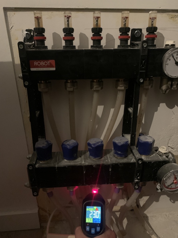 Afbeeldingslocatie: https://tweakers.net/i/prp3gqSPV2mfDyhb-hUm4Sii2qA=/x800/filters:strip_icc():strip_exif()/f/image/3NCe7h0qKqj9bDqc80jn6lcJ.jpg?f=fotoalbum_large