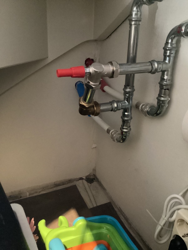 Afbeeldingslocatie: https://tweakers.net/i/ptXBgC3-hJzIlY9Fzc4YyqWLBFA=/x800/filters:strip_icc():strip_exif()/f/image/SvPOke9fFZth46KKLhAIFiw3.jpg?f=fotoalbum_large