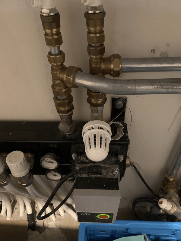 Afbeeldingslocatie: https://tweakers.net/i/ptoFF2e84ZojH3CsiMD0BoM3csc=/x800/filters:strip_exif()/f/image/O32853TN8HS82YchVRQ39iR4.png?f=fotoalbum_large