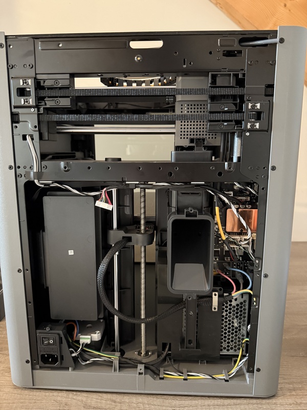 Afbeeldingslocatie: https://tweakers.net/i/pvboTh74hlXBOXb3Ogz7SzYY-qI=/x800/filters:strip_icc():strip_exif()/f/image/z1tNIZfE6Pj55OK7P88tvvVI.jpg?f=fotoalbum_large