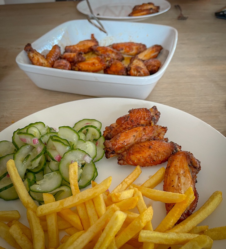 Afbeeldingslocatie: https://tweakers.net/i/pvk00EQ9Q8QxJRC2p-KyDcGXrXg=/full-fit-in/4920x3264/filters:max_bytes(3145728):no_upscale():strip_icc():fill(white):strip_exif()/f/image/xN99JtHqzVZbhrkHJRmeiqpv.jpg?f=user_large