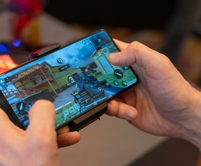 Asus ROG Phone 8