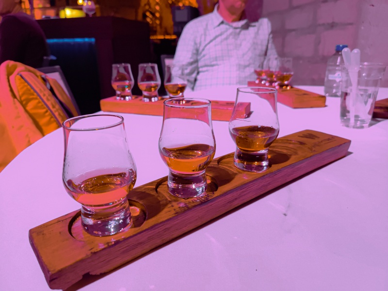 Afbeeldingslocatie: https://tweakers.net/i/pxjhnyn98si5yL5h53mszlio3Pg=/800x/filters:strip_icc():strip_exif()/f/image/bCYIiSyB1xdmrxgNtUZmiGGy.jpg?f=fotoalbum_large