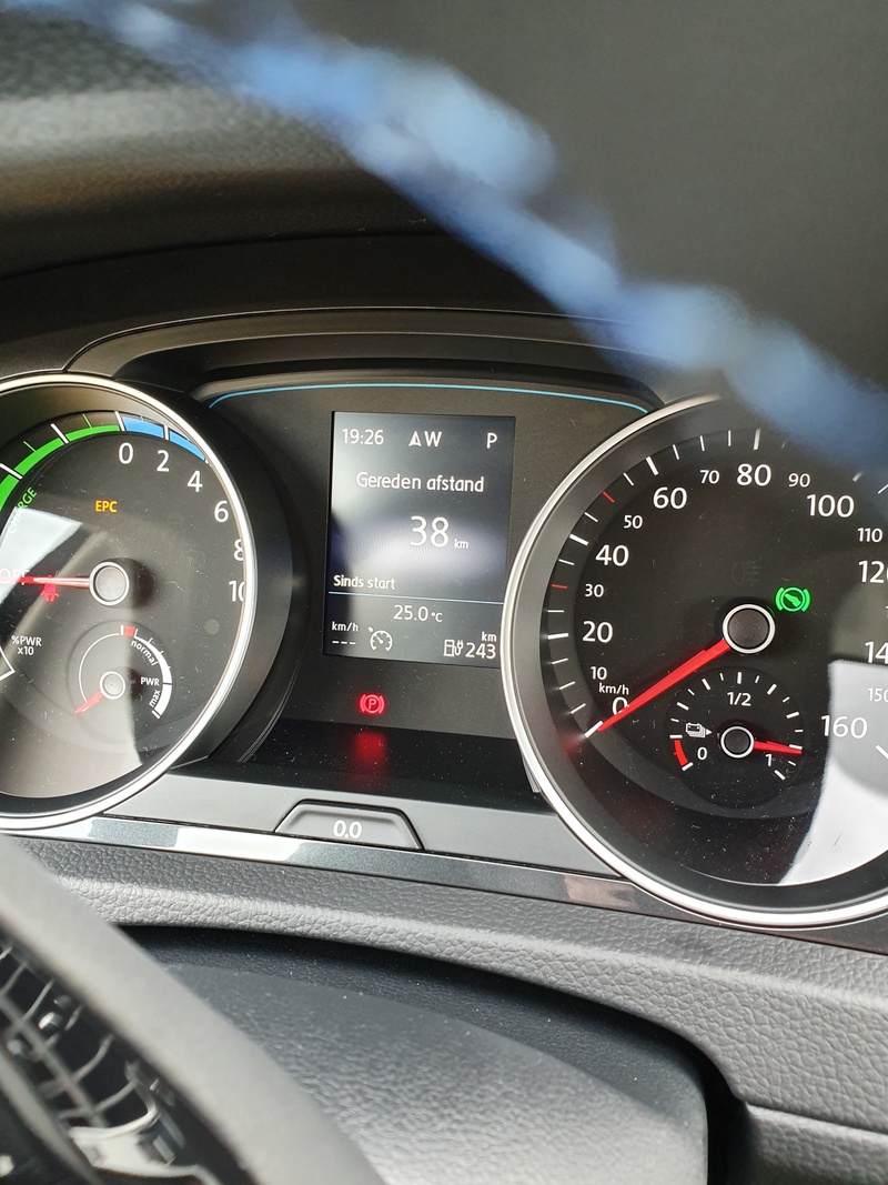 Afbeeldingslocatie: https://tweakers.net/i/q-yTV19G0fu5NzTftqMO9Caj6K8=/800x/filters:strip_icc():strip_exif()/f/image/95vdeThpf5EnxC9AyKRpEgHy.jpg?f=fotoalbum_large