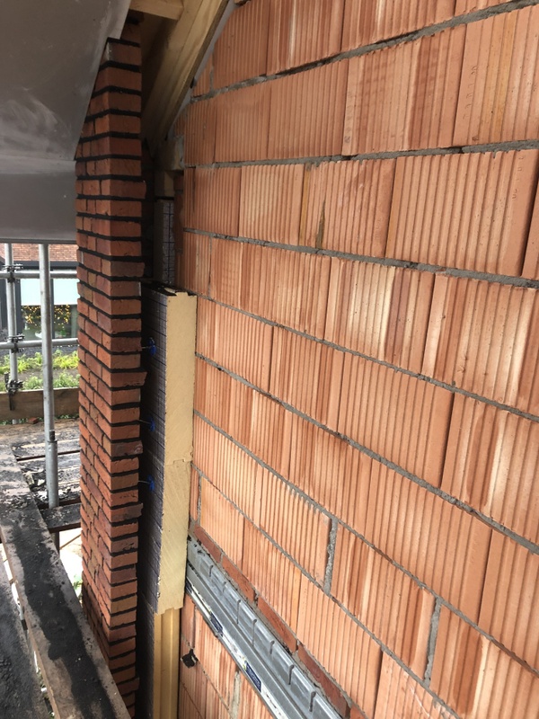 Afbeeldingslocatie: https://tweakers.net/i/q011CDfY8vJmCRfFy-06s-aAifU=/x800/filters:strip_icc():strip_exif()/f/image/Y8aC9tP48EUgsMOWMuy5nF4J.jpg?f=fotoalbum_large