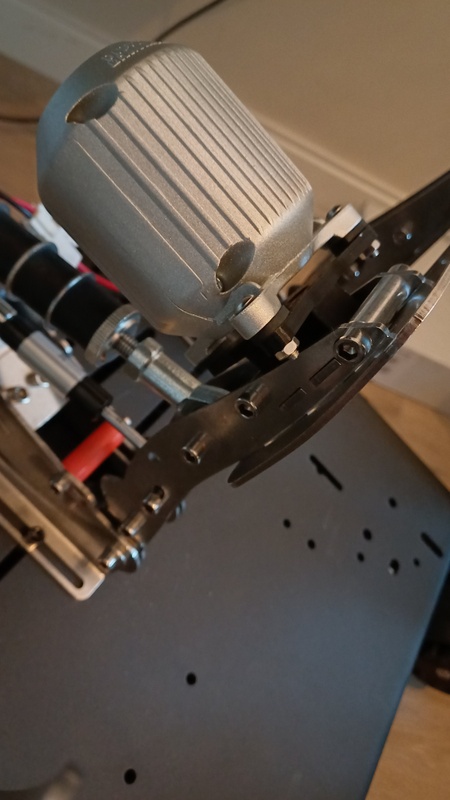 Afbeeldingslocatie: https://tweakers.net/i/q4dAzDU5weE-JJogwYY4H3vCXNo=/x800/filters:strip_icc():strip_exif()/f/image/tktG96I76QTrsHH27VNmK6XG.jpg?f=fotoalbum_large