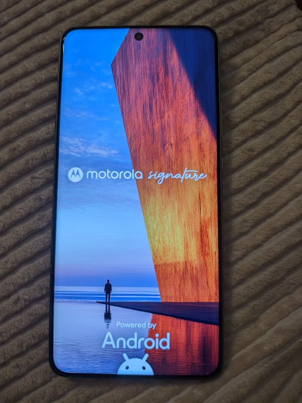 Afbeeldingslocatie: https://tweakers.net/i/q5dlTbfaw4_HUZPCUuhw5RFkSAE=/x800/filters:strip_icc():strip_exif()/f/image/zowWjtNvm7DzaRkW4Gf13jfR.jpg?f=fotoalbum_large