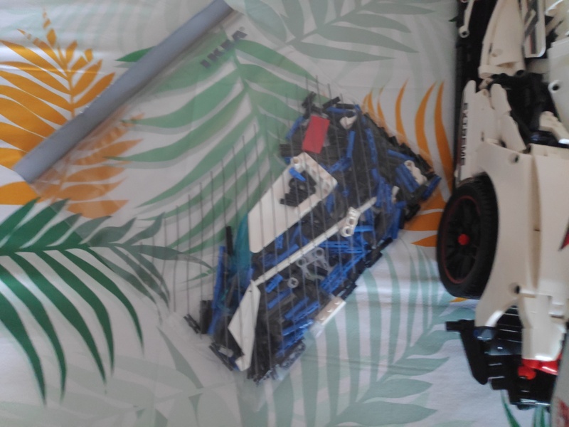 Afbeeldingslocatie: https://tweakers.net/i/q6mdJoRnUsQqINkE5Pq-D5oO1KA=/800x/filters:strip_icc():strip_exif()/f/image/hOx5NHaffd99nsUN1u1uyc3h.jpg?f=fotoalbum_large