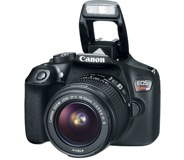 Canon EOS Rebel T6 + EF-S 18-55mm f/3.5-5.6 IS II + EF 75-300mm f/4-5.6 III USM Zwart