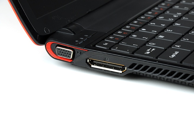 Acer Ferrari One