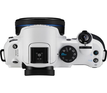 Samsung NX10
