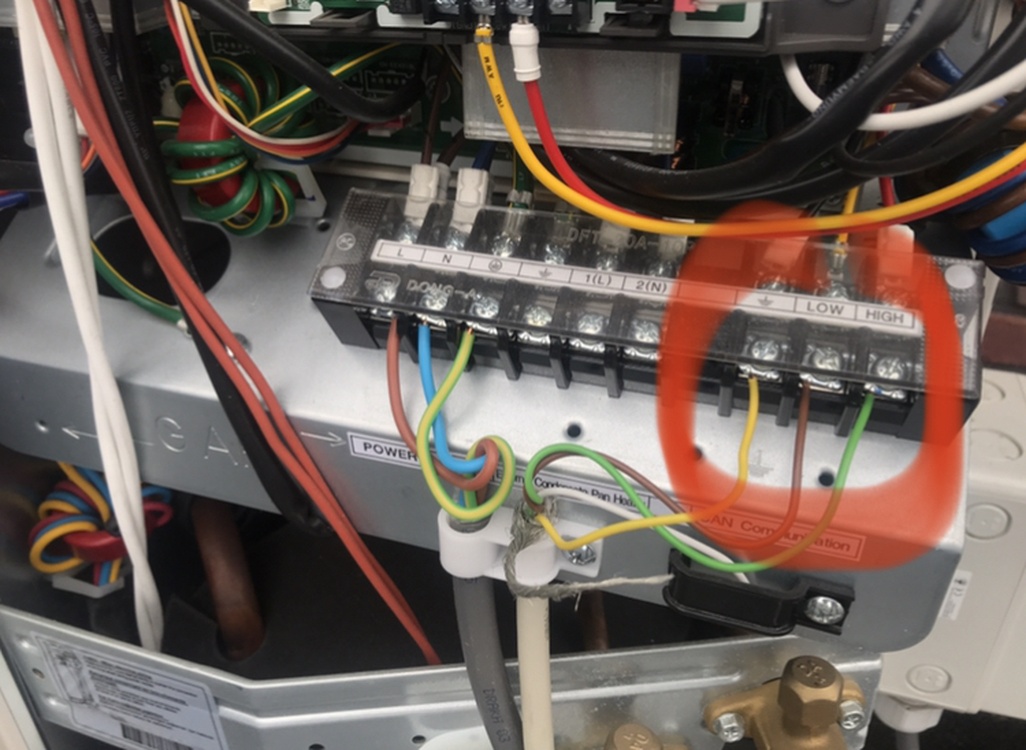 Afbeeldingslocatie: https://tweakers.net/i/qH0mskWPDOfXDwqQyOF_0z4yKz4=/full-fit-in/4920x3264/filters:max_bytes(3145728):no_upscale():strip_icc():fill(white):strip_exif()/f/image/MEc6IWQPsNjzWLu8EnR4uMYT.jpg?f=user_large