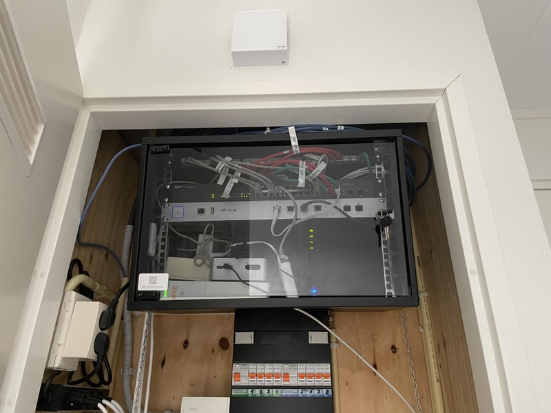 Afbeeldingslocatie: https://tweakers.net/i/qJZuD5o7bcqIutw8CfkufMWFFn8=/800x/filters:strip_icc():strip_exif()/f/image/e613lm022XTxOB1DrNnhQ6xl.jpg?f=fotoalbum_large