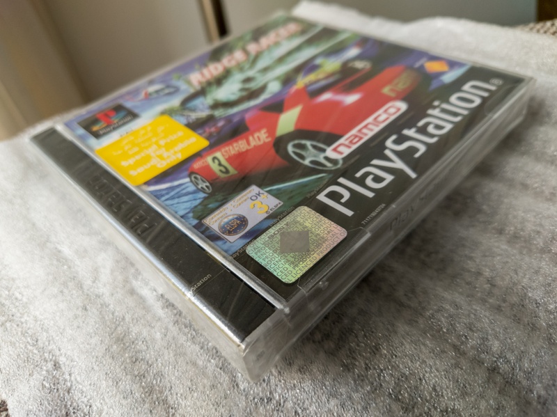 Afbeeldingslocatie: https://tweakers.net/i/qKsGEBjDzu_vFoFGIdxoSSbLao0=/800x/filters:strip_icc():strip_exif()/f/image/vnzwix8j8QIIrMiysNIKRgKO.jpg?f=fotoalbum_large