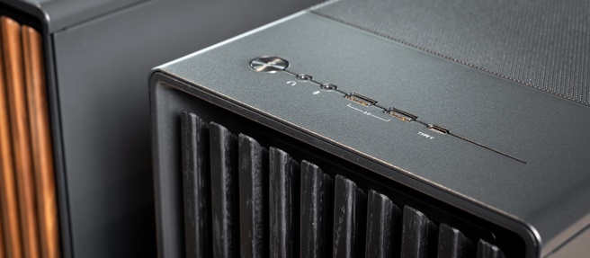 Fractal North Momentum Edition