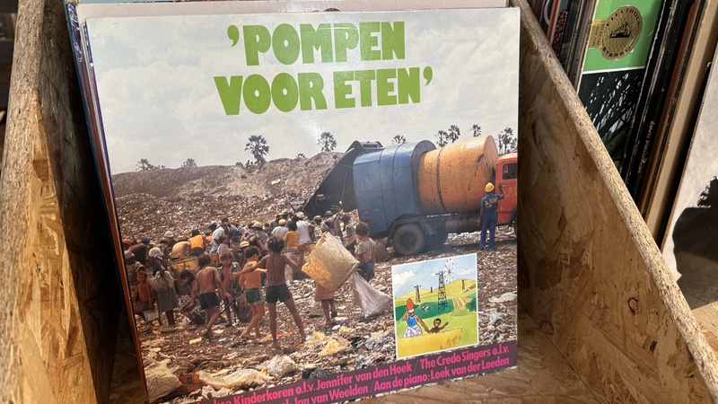 Afbeeldingslocatie: https://tweakers.net/i/qRbd9WvCYGKpqDW56cF2C0F4huQ=/800x/filters:strip_icc():strip_exif()/f/image/uwnZPMwtzRK300QBOHiMrD9d.jpg?f=fotoalbum_large