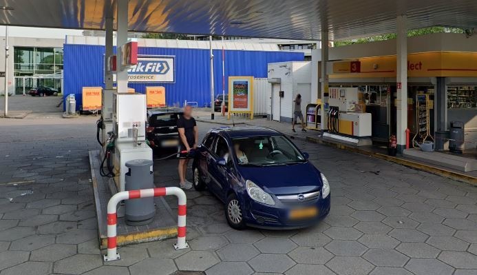 Afbeeldingslocatie: https://tweakers.net/i/qUhCggLhF4k9cJjxFP8j5ssHzSA=/full-fit-in/4920x3264/filters:max_bytes(3145728):no_upscale():strip_icc():fill(white):strip_exif()/f/image/36Zb6F5U0AuzzBzY6fEP7ZWb.jpg?f=user_large