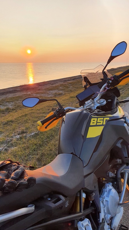 Afbeeldingslocatie: https://tweakers.net/i/qW96yegz2Q3Qt9ujOofooJS9KE8=/x800/filters:strip_icc():strip_exif()/f/image/sXqDQpOd0nDqdomSM8svyLC4.jpg?f=fotoalbum_large