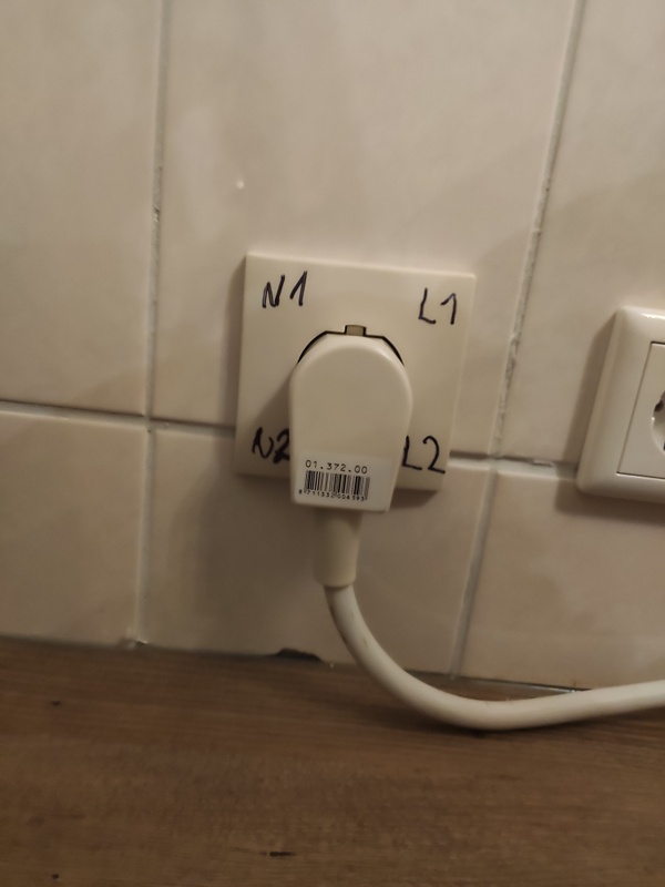 Afbeeldingslocatie: https://tweakers.net/i/qWolhy7UJDSepCqtBJAoHShFnZk=/x800/filters:strip_icc():strip_exif()/f/image/PsehYsH6kWkJfxHPbQn2ib1Z.jpg?f=fotoalbum_large