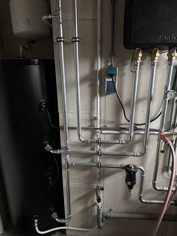 Afbeeldingslocatie: https://tweakers.net/i/qWoyXjGZ6oyAE95BKZmWMgpScvg=/x800/filters:strip_icc():strip_exif()/f/image/dZQjWDNMBx9fXmTqa8GPx5VQ.jpg?f=fotoalbum_large