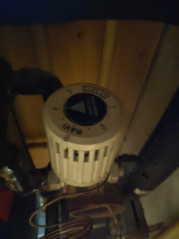 Afbeeldingslocatie: https://tweakers.net/i/qWwtFYE0F0oDMOdy8BW2xJ1g4kI=/x800/filters:strip_icc():strip_exif()/f/image/JokXTTzZpjJy8STliHqfjD26.jpg?f=fotoalbum_large