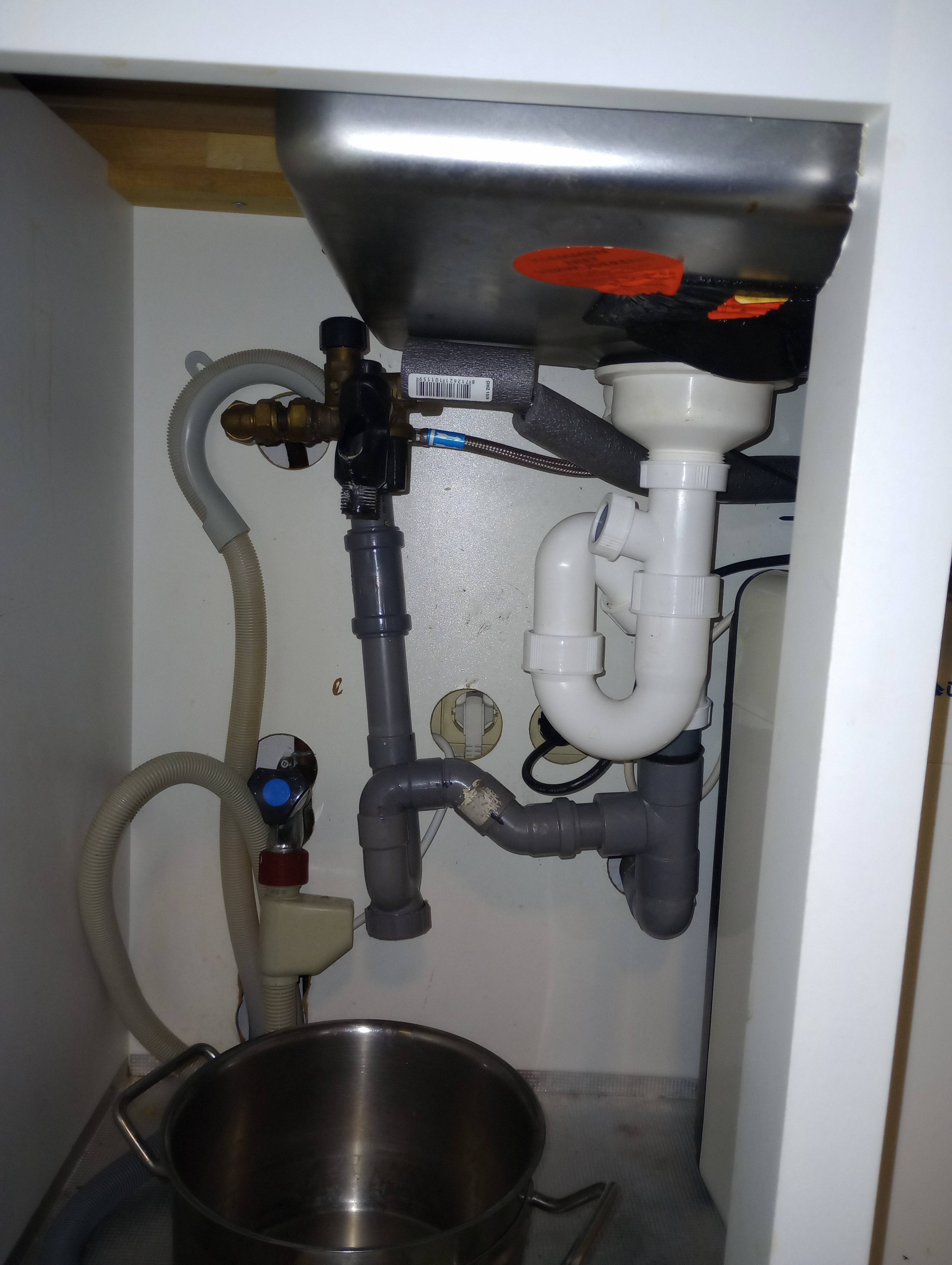Einde raad overloop boiler blijft water geven. - Duurzame energie en ...