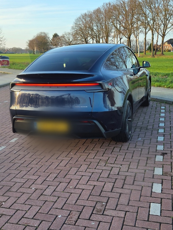 Afbeeldingslocatie: https://tweakers.net/i/qY52N2LNeJK8csCVZcvTNZ-vnK8=/x800/filters:strip_icc():strip_exif()/f/image/bPcUaBAUHaFXrvrvDTQanhy7.jpg?f=fotoalbum_large