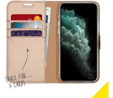Accezz Wallet Softcase Booktype (IPhone 12, iPhone 12 Pro) Goud
