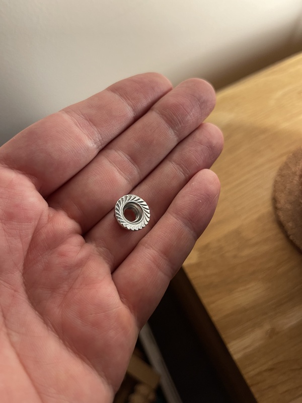 Afbeeldingslocatie: https://tweakers.net/i/qadBVj_ZHkQvX57-xznkQzDYLHQ=/x800/filters:strip_icc():strip_exif()/f/image/Z1dXjPJ2TtnG8i6g4yaC23Vf.jpg?f=fotoalbum_large