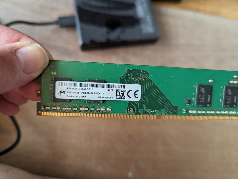 Afbeeldingslocatie: https://tweakers.net/i/qaxLRdvAMvpn_Y3MUSYVp2DUfkA=/800x/filters:strip_icc():strip_exif()/f/image/oZs2V2gVHu60PuGGBxoZczC3.jpg?f=fotoalbum_large